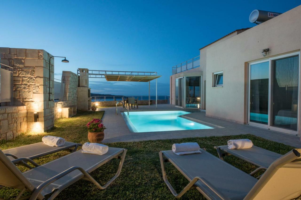 Pantanassa Villa Thalia Agia Marina Dış mekan fotoğraf
